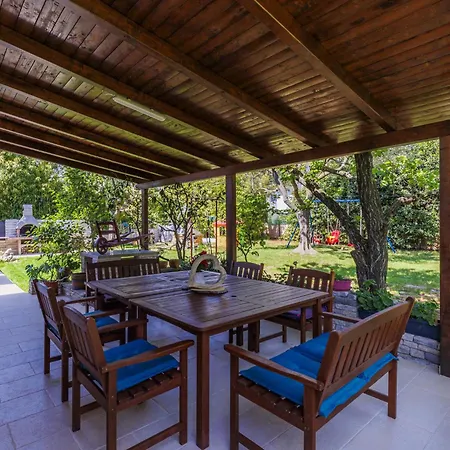 Сasa de vacaciones Ketty By Interhome